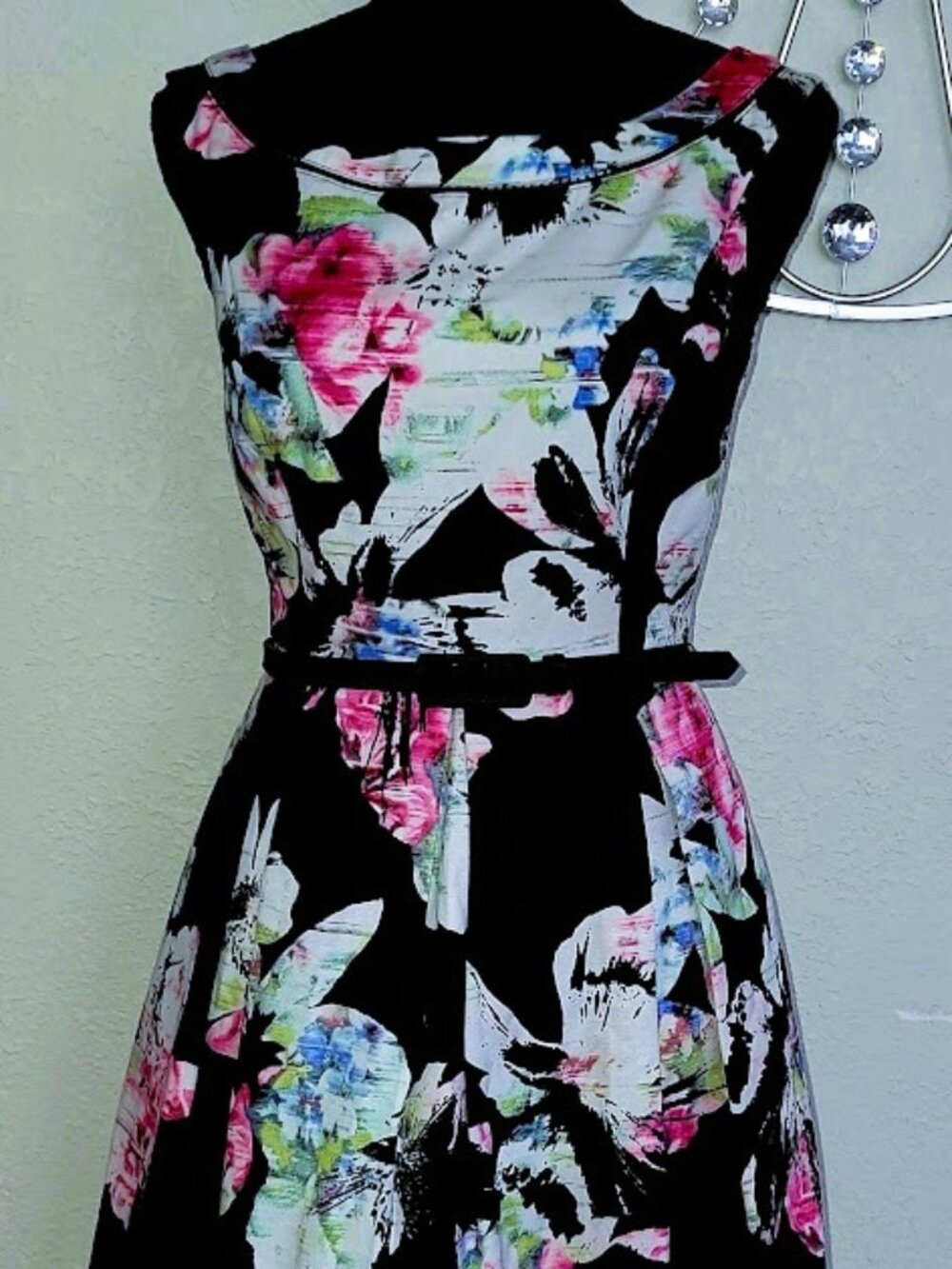 WHBM Faille Floral Sleeveless Dress Size 2 - Picture 2 of 6